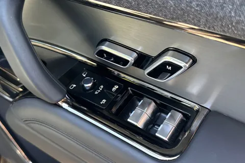 DF74LKU Land Rover Range Rover Sport 3.0 D250 Edition 5dr Thumbnail #27