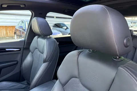 MH73UHU Audi Q5 Black Edition 50 TFSI e quattro 299 PS S tronic Thumbnail #25