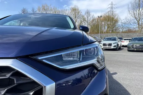 PN72LHA Audi Q3 Sport 35 TDI  150 PS S tronic Thumbnail #26