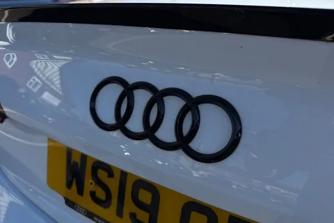 27 of 47 for Audi A4 2.0 TFSI 35 Black Edition S Tronic Euro 6 (s/s) 4dr