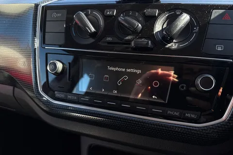 28 of 40 for Volkswagen Up! 1.0 Move up! Euro 6 (s/s) 5dr