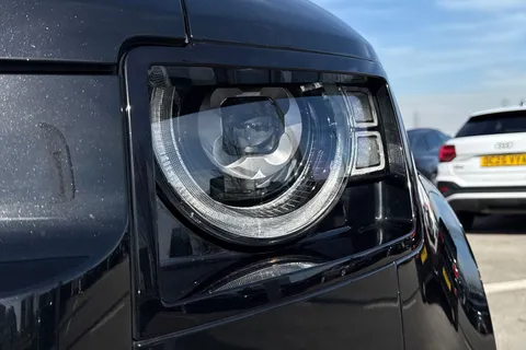 MA24THG Land Rover Defender 110 3.0 D250 MHEV X-Dynamic HSE Auto 4WD Euro 6 (s/s) 5dr Thumbnail #27