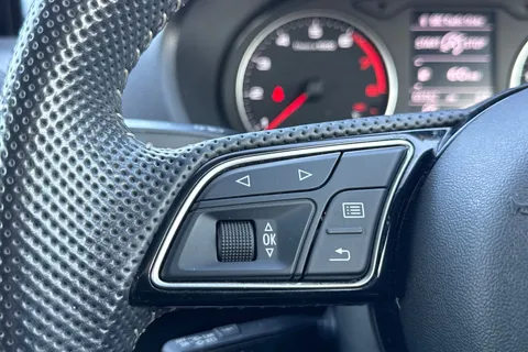 DO69LVG Audi Q2 Black Edition 35 TFSI  150 PS 6-speed Thumbnail #27