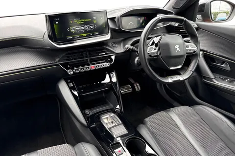 DC22HUZ PEUGEOT 2008 1.2 PureTech GT EAT Euro 6 (s/s) 5dr Thumbnail #15