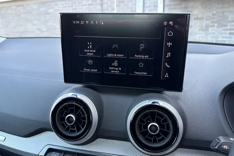 DX26TZC Audi Q2 Sport 30 TFSI  116 PS 6-speed Thumbnail #28