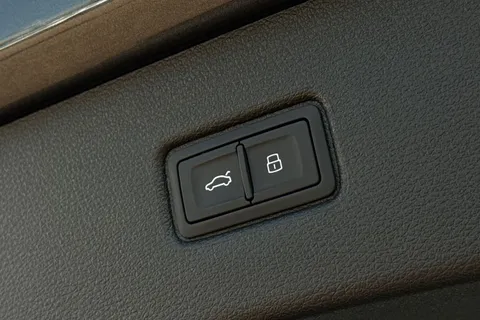 Audi Q7 3.0 TDI V6 Black Edition Tiptronic quattro Euro 6 (s/s) 5dr Thumbnail #27