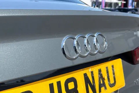 28 of 58 for Audi A3 1.5 TFSI CoD S line S Tronic Euro 6 (s/s) 4dr