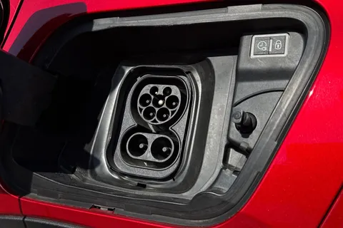 LB24SVW PEUGEOT e-2008 50kWh GT Auto 5dr (7kW Charger) Thumbnail #27