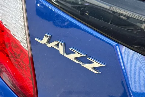 28 of 42 for Honda Jazz 1.3 i-VTEC S Euro 6 (s/s) 5dr