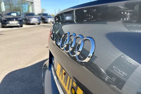 27 of 64 for Audi A6 Saloon 2.0 TDI S line S Tronic quattro Euro 6 (s/s) 4dr