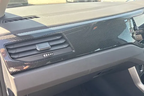 ML22NLU Volkswagen Polo 1.0 TSI Life 5dr **MOBILE PHONE PREP, PARKING SENSORS** Thumbnail #27