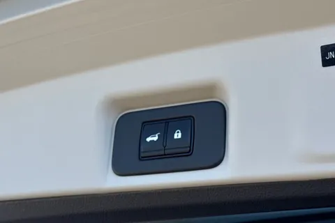 DE23WSX Nissan Ariya 63kWh Advance Auto 5dr 7.4kW Charger Thumbnail #28