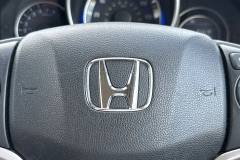 29 of 42 for Honda Jazz 1.3 i-VTEC S Euro 6 (s/s) 5dr