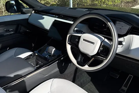 DF74LKU Land Rover Range Rover Sport 3.0 D250 Edition 5dr Thumbnail #32