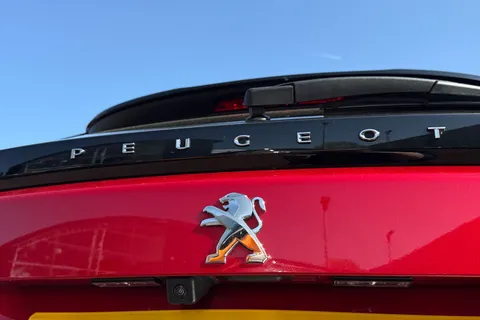 MF21KDN PEUGEOT 2008 1.2 PureTech GT Premium EAT Euro 6 (s/s) 5dr Thumbnail #29