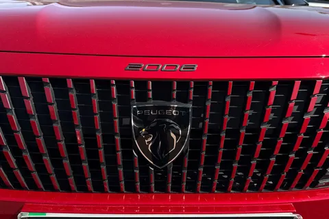 LB24SVW PEUGEOT e-2008 50kWh GT Auto 5dr (7kW Charger) Thumbnail #29