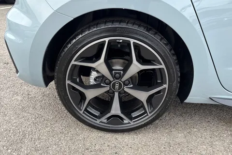 Audi A1 1.5 TFSI 35 Black Edition Sportback S Tronic Euro 6 (s/s) 5dr Thumbnail #11