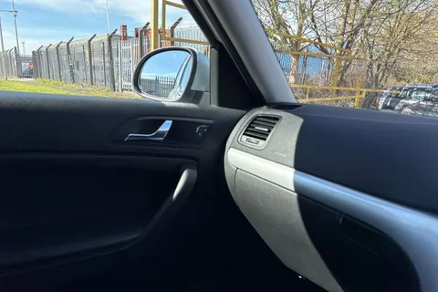 31 of 41 for Škoda Yeti 2.0 TDI SE Plus Euro 5 5dr