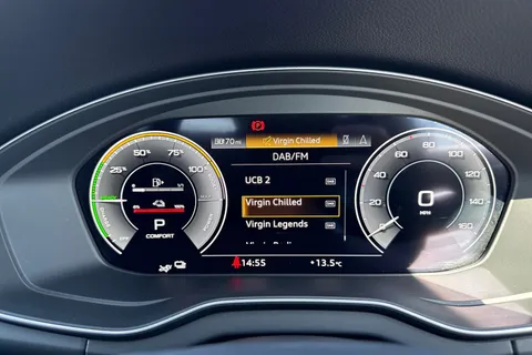 MH73UHU Audi Q5 Black Edition 50 TFSI e quattro 299 PS S tronic Thumbnail #31