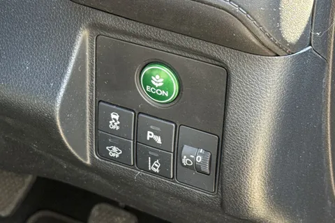 MF68DKN Honda HR-V 1.5 i-VTEC SE Euro 6 (s/s) 5dr Thumbnail #32