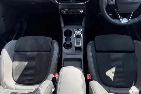 EO25RNA Ford Kuga 2.5 Duratec 14.4kWh Active CVT Euro 6 (s/s) 5dr Thumbnail #31