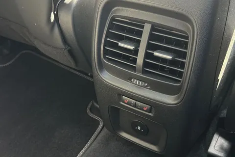 EO25RNA Ford Kuga 2.5 Duratec 14.4kWh Active CVT Euro 6 (s/s) 5dr Thumbnail #32