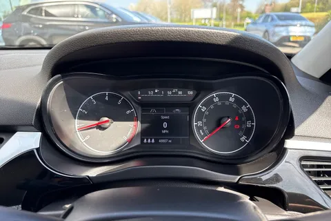 31 of 39 for Vauxhall Corsa 1.4i ecoFLEX Limited Edition Euro 6 3dr