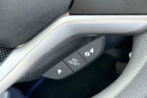 33 of 42 for Honda Jazz 1.3 i-VTEC S Euro 6 (s/s) 5dr