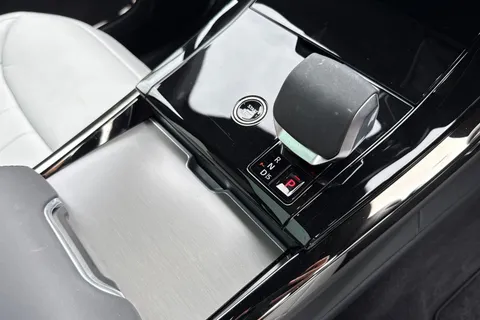 DP25CZE Land Rover Range Rover Sport 3.0 D300 Dynamic SE 5dr Thumbnail #15