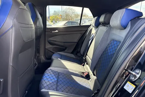  Volkswagen Golf 2.0 TSI R Black Edition DSG 4Motion Euro 6 (s/s) 5dr Thumbnail #33