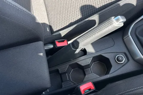 ML22NLU Volkswagen Polo 1.0 TSI Life 5dr **MOBILE PHONE PREP, PARKING SENSORS** Thumbnail #32