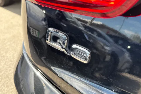 FA18XTE Audi Q3 2.0 TDI S line Edition Euro 6 (s/s) 5dr Thumbnail #33