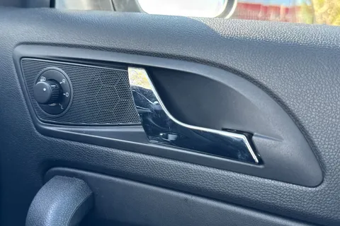 34 of 41 for Škoda Yeti 2.0 TDI SE Plus Euro 5 5dr