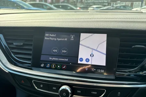 DY68ZRX Vauxhall Insignia 1.6i Turbo Elite Nav Grand Sport Euro 6 (s/s) 5dr Thumbnail #36