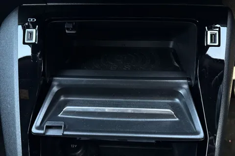 MF21KDN PEUGEOT 2008 1.2 PureTech GT Premium EAT Euro 6 (s/s) 5dr Thumbnail #33