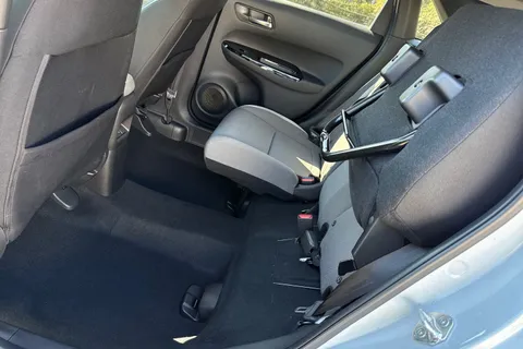 RV71YRL Honda Jazz 1.5 i-MMD Hybrid Crosstar EX 5dr eCVT Thumbnail #35