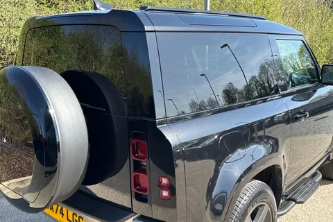 36 of 51 for Land Rover Defender 90 3.0 D250 MHEV X-Dynamic SE SUV 3dr Diesel Auto 4WD Euro 6 (s/s) (250 ps)