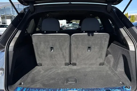 LP23NPE Audi Q7 MY23.5 S line 45 TDI quattro 231 PS tiptronic Thumbnail #35
