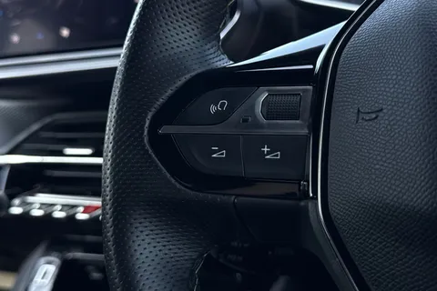 LB24SVW PEUGEOT e-2008 50kWh GT Auto 5dr (7kW Charger) Thumbnail #34