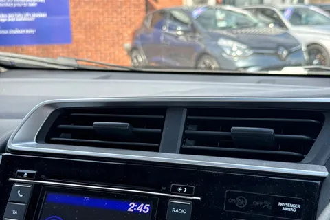 35 of 42 for Honda Jazz 1.3 i-VTEC S Euro 6 (s/s) 5dr