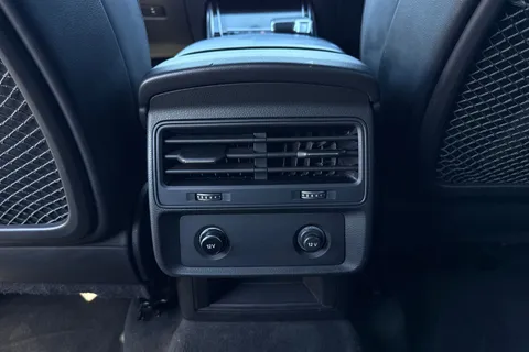 LP23NPE Audi Q7 MY23.5 S line 45 TDI quattro 231 PS tiptronic Thumbnail #36
