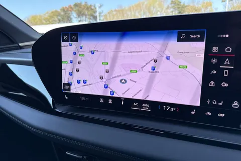 17 of 57 for Audi Q6 E-Tron Q6 SUV S line e-tron 185,00 kW