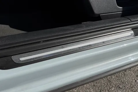 PJ24NJF Audi Q2 Sport 30 TFSI  116 PS 6-speed Thumbnail #38