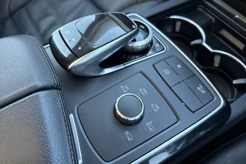 DE18PYV Mercedes-Benz Gle 2.1 GLE250d AMG Line (Premium) G-Tronic 4MATIC Euro 6 (s/s) 5dr Thumbnail #38