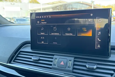 MH73UHU Audi Q5 Black Edition 50 TFSI e quattro 299 PS S tronic Thumbnail #38