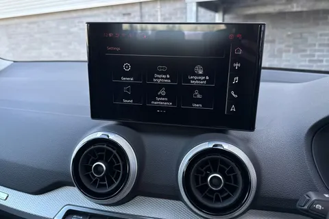 DX26TZC Audi Q2 Sport 30 TFSI  116 PS 6-speed Thumbnail #38