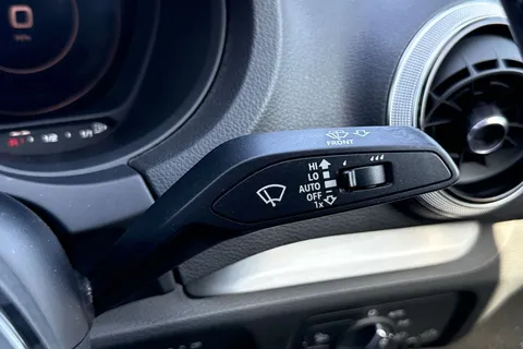 38 of 58 for Audi A3 1.5 TFSI CoD S line S Tronic Euro 6 (s/s) 4dr