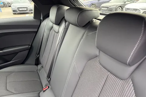 Audi A1 1.5 TFSI 35 Black Edition Sportback S Tronic Euro 6 (s/s) 5dr Thumbnail #19