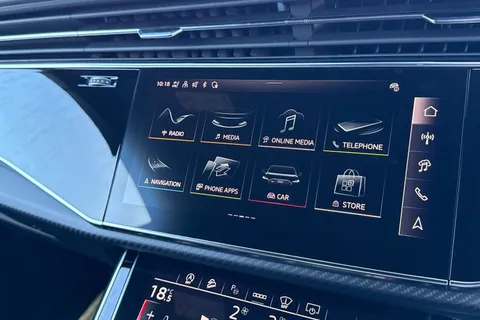  Audi RS Q8 4.0 TFSI V8 Performance Carbon Vorsprung Tiptronic quattro Euro 6 (s/s) 5dr Thumbnail #38