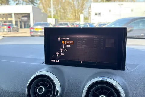 DA23MGO Audi Q2 Sport 30 TFSI  110 PS 6-speed Thumbnail #39